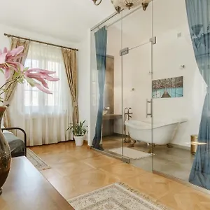 Hotel apartamentowy W Dworku Cheval, Kraków